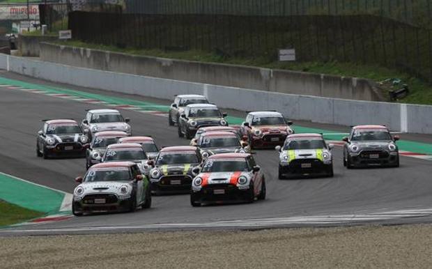 Attianese si piazza in 2a posizione al Mini Challenge Pro 2021